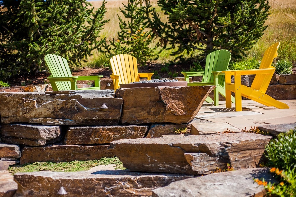 landscape lighting on boulders