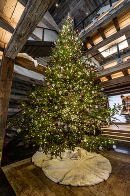 holiday decor christmas lighting service bozeman big sky MT 3